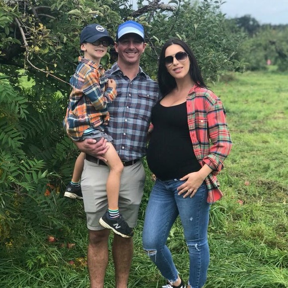 Meet your Posher, Lance - Picture 2 of 7